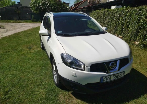 Nissan Qashqai+2 cena 29900 przebieg: 243590, rok produkcji 2012 z Skawina małe 56